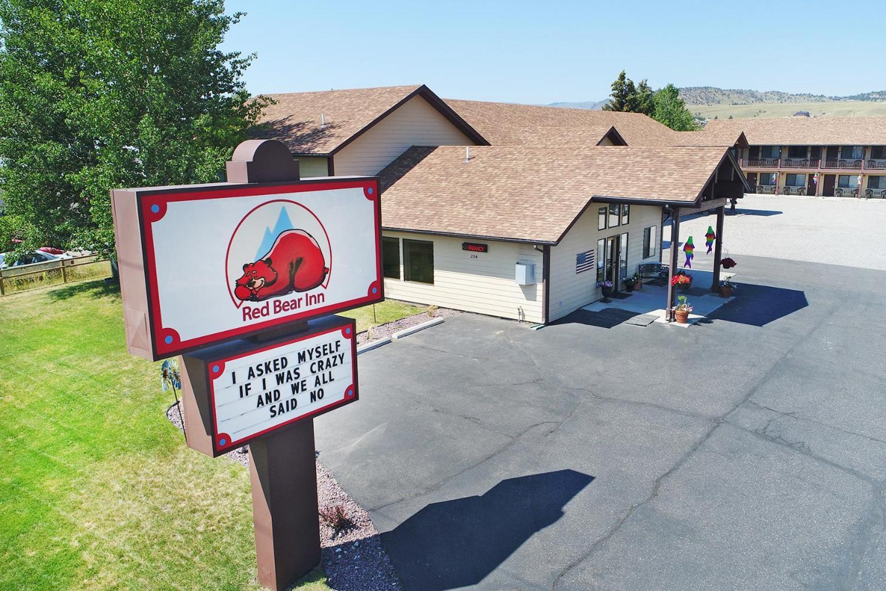 Red Bear Inn Ennis Dış mekan fotoğraf