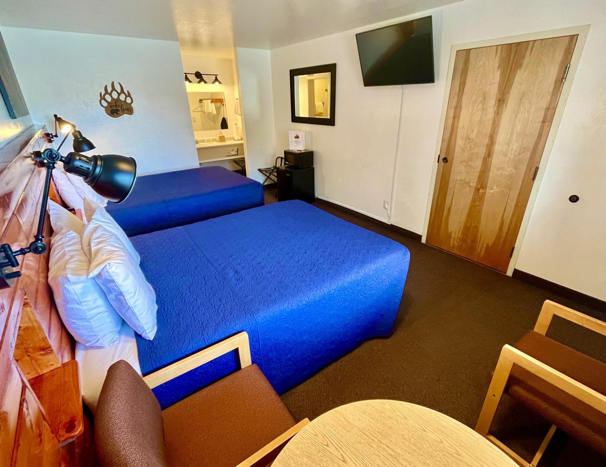 Red Bear Inn Ennis Dış mekan fotoğraf